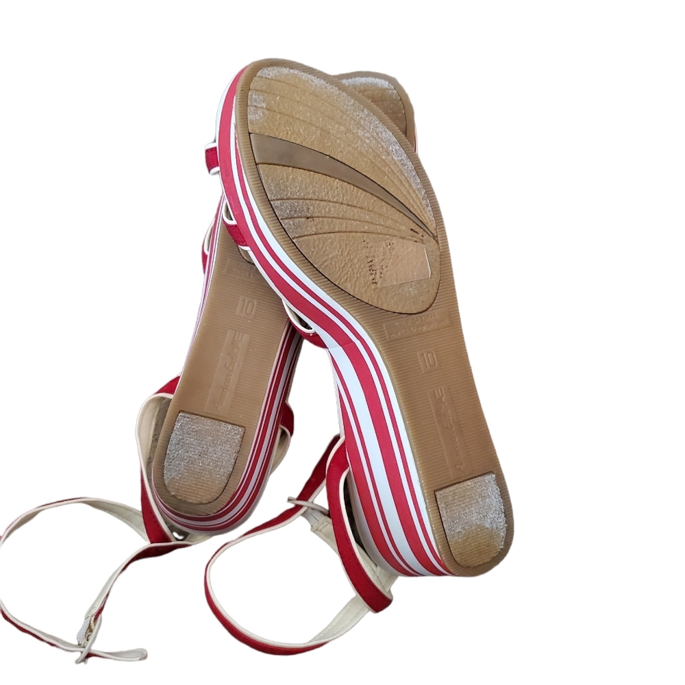 American Eagle Strapy Wedge Sandals Sz 10 Red & Wht NWOT - Picture 8 of 11